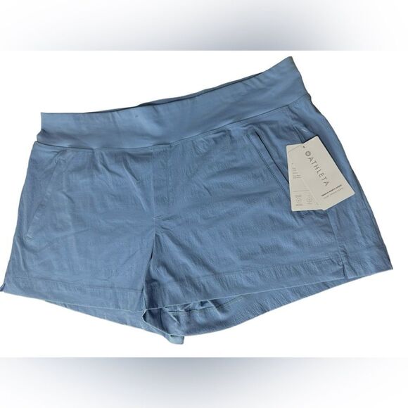 NWT Athleta Trekkie North Shorts in Cottage Blue - Size 18 - Picture 2 of 10
